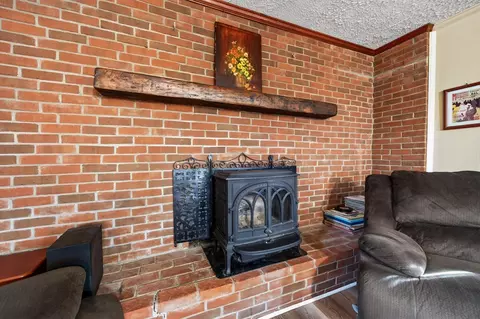 Living - 403 Wright Mountain Dr, Bland, VA 24315 photo 2 of 2