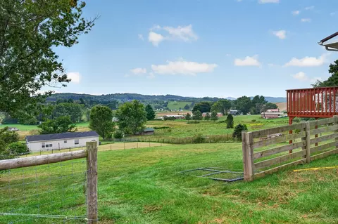 Exterior - 578 Sheffey School Rd, Max Meadows, VA 24360 photo 13 of 20