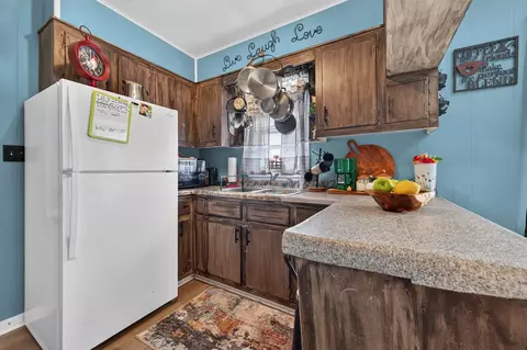 Kitchen - 578 Sheffey School Rd, Max Meadows, VA 24360 photo 2 of 5