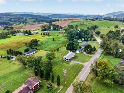 View/Area - 578 Sheffey School Rd, Max Meadows, VA 24360 photo 7 of 10