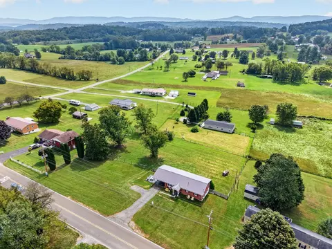 View/Area - 578 Sheffey School Rd, Max Meadows, VA 24360 photo 2 of 10