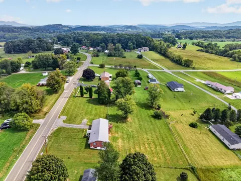 View/Area - 578 Sheffey School Rd, Max Meadows, VA 24360 photo 3 of 10