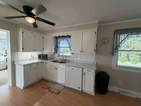 Kitchen - 62 Connect Rd, Stuart, VA 24171 photo 4 of 6