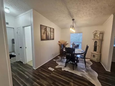 Dining - 193 Chestnut St, Pounding Mill, VA 24637 photo 1 of 4