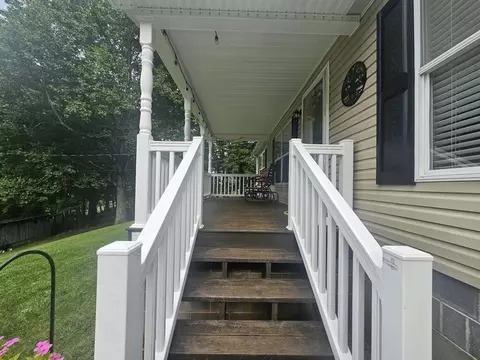 Exterior - 193 Chestnut St, Pounding Mill, VA 24637 photo 12 of 14