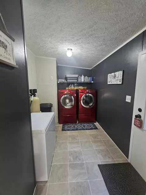 Other - 193 Chestnut St, Pounding Mill, VA 24637 photo 7 of 10