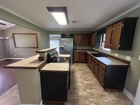 Kitchen - 330 Fox Fire Rd, Max Meadows, VA 24360 photo 8 of 10