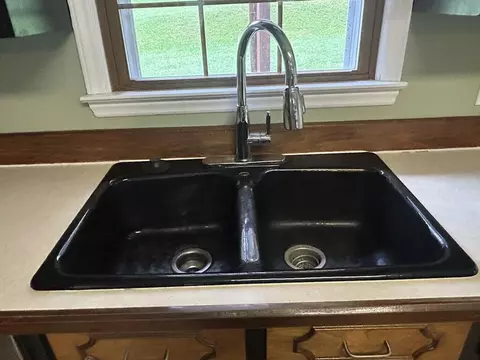 Kitchen - 330 Fox Fire Rd, Max Meadows, VA 24360 photo 6 of 10