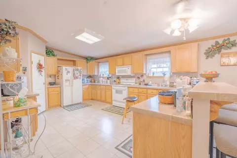 Kitchen - 768 Ivanhoe Rd, Max Meadows, VA 24360 photo 1 of 5