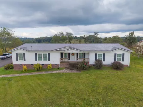 Exterior - 768 Ivanhoe Rd, Max Meadows, VA 24360 photo 2 of 9
