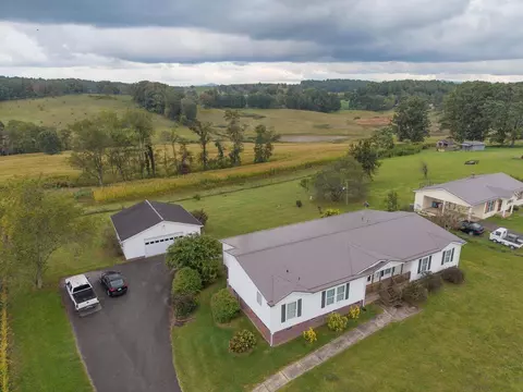 View/Area - 768 Ivanhoe Rd, Max Meadows, VA 24360 photo 1 of 2