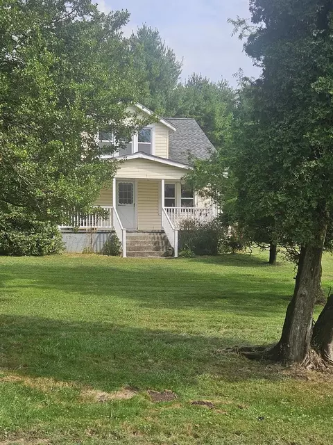 287 Dehart Ln, Meadows Of Dan, VA 24120