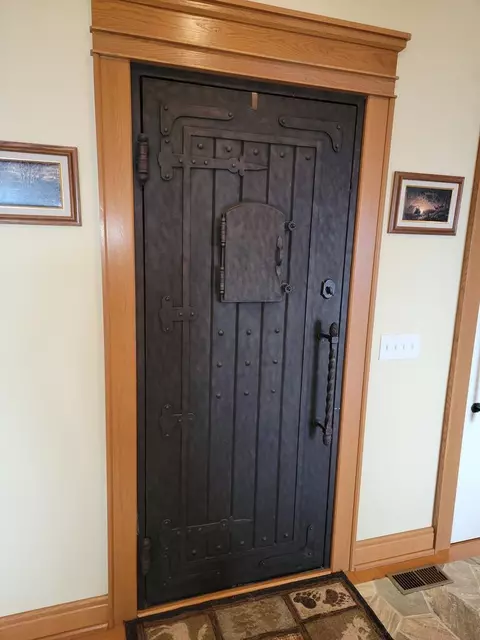 Entry Way - 251 Running Bear Ct, Independence, VA 24348 photo 1 of 6