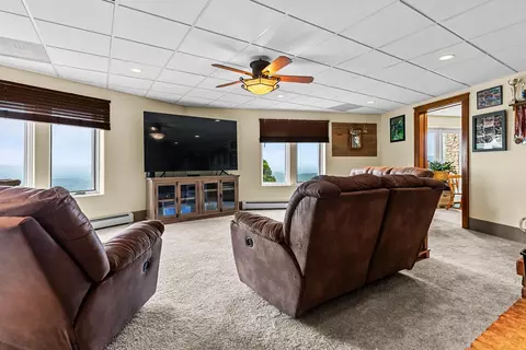 Living - 251 Running Bear Ct, Independence, VA 24348 photo 6 of 7