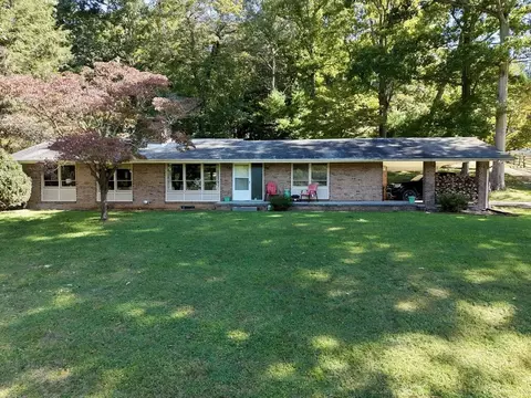 439 Tranquility Ln, Marion, VA 24354
