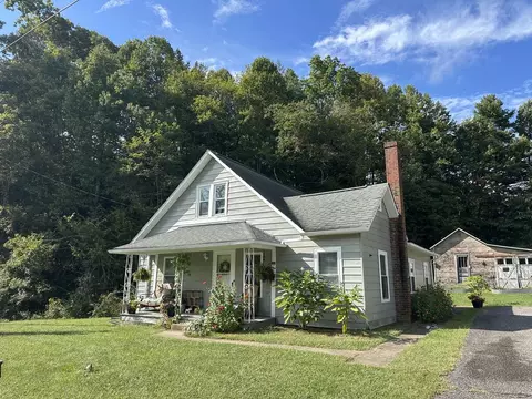 8699 Pipers Gap Rd, Galax, VA 24333