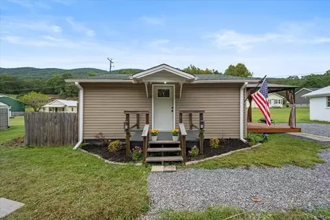 2639 Bristol Hwy, Gate City, VA 24251
