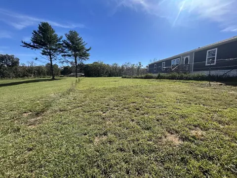 Exterior - 9950 Ivanhoe Rd, Ivanhoe, VA 24350 photo 5 of 11