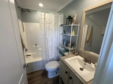 Bath - 9950 Ivanhoe Rd, Ivanhoe, VA 24350 photo 2 of 6