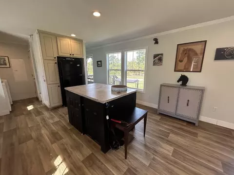 Kitchen - 9950 Ivanhoe Rd, Ivanhoe, VA 24350 photo 3 of 5