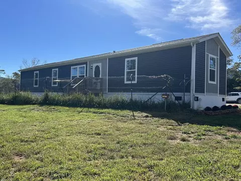 Exterior - 9950 Ivanhoe Rd, Ivanhoe, VA 24350 photo 3 of 11