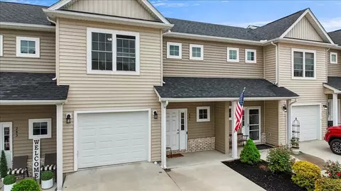 281 Louise Ln, Elliston, VA 24087