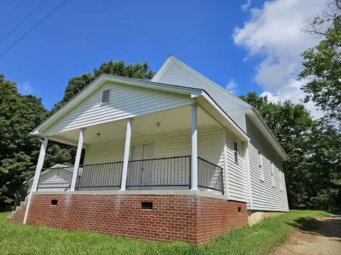 1227 Macks Mtn Rd, Indian Valley, VA 24105