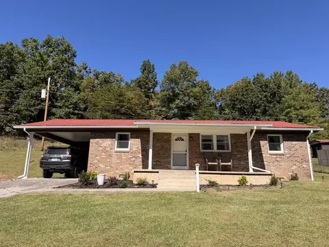 Exterior - 273 Acre Ln, Cedar Bluff, VA 24609 photo 2 of 12