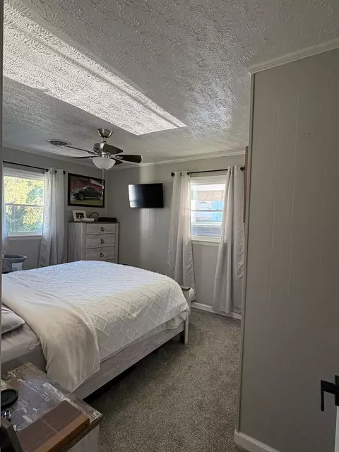 Bedroom - 273 Acre Ln, Cedar Bluff, VA 24609 photo 3 of 12
