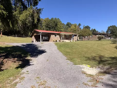 Exterior - 273 Acre Ln, Cedar Bluff, VA 24609 photo 7 of 12