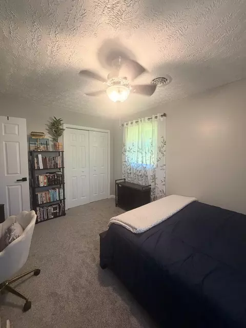 Bedroom - 273 Acre Ln, Cedar Bluff, VA 24609 photo 10 of 12