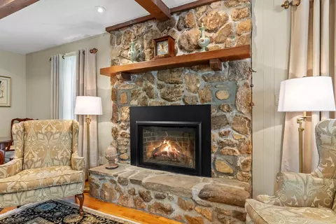 Living - 123 Pine Tree Dr, Roaring Gap, NC 28668 photo 2 of 4