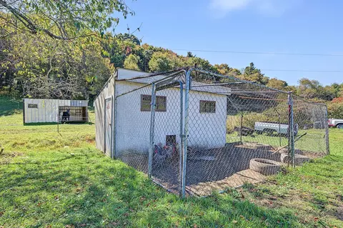 Exterior - 595 Emmanuel Rd SW, Willis, VA 24380 photo 12 of 20