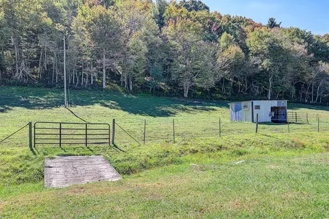 Exterior - 595 Emmanuel Rd SW, Willis, VA 24380 photo 7 of 20