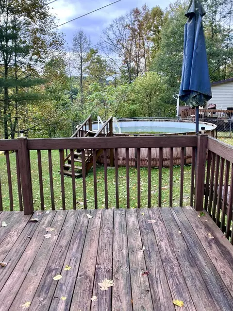 Exterior - 818 Buskill Ave, Richlands, VA 24641 photo 8 of 8