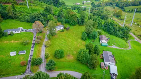 View/Area - 14181 Middle Pointe Ct, Abingdon, VA 24210 photo 1 of 3