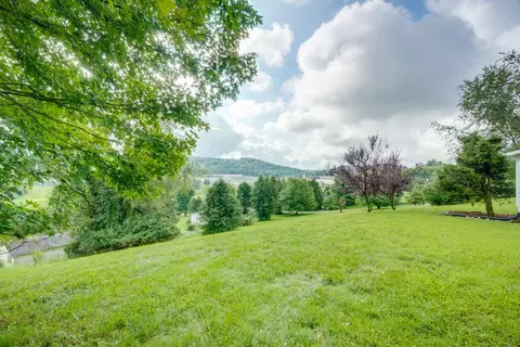 Exterior - 14181 Middle Pointe Ct, Abingdon, VA 24210 photo 6 of 6