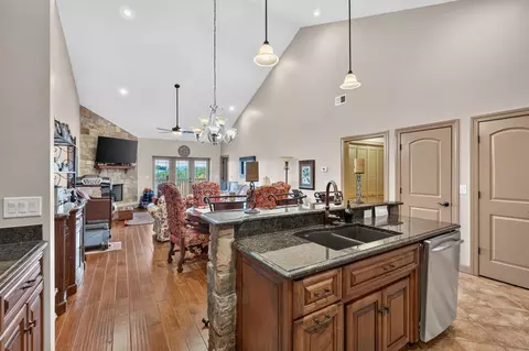 Kitchen - 20 Golf Way UNIT J, Laurel Fork, VA 24325 photo 5 of 5
