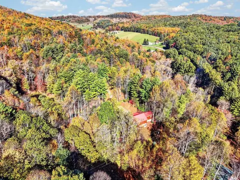 View/Area - 307 Current Lp, Hillsville, VA 24343 photo 3 of 5