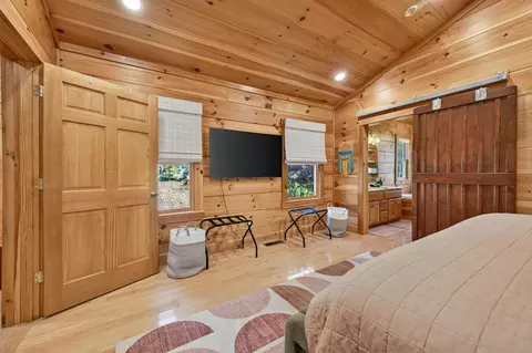 Bedroom - 307 Current Lp, Hillsville, VA 24343 photo 6 of 7