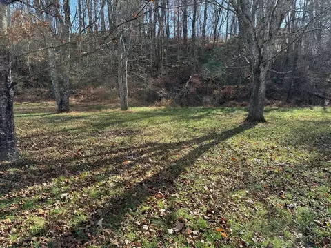 103 Old Quaker Rd, Galax, VA 24333 photo 6