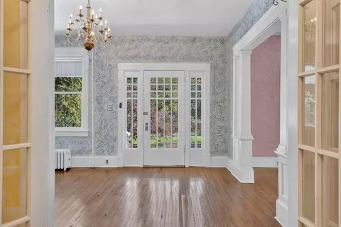 Entry Way - 30357 Oxford Ave, Emory, VA 24327 photo 1 of 5