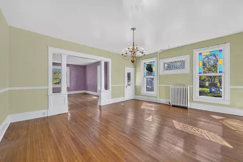 Living - 30357 Oxford Ave, Emory, VA 24327 photo 4 of 4