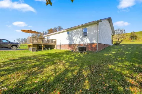Exterior - 3897 Mountain Rd, Cedar Bluff, VA 24609 photo 8 of 9