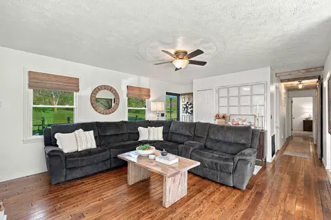 Living - 3897 Mountain Rd, Cedar Bluff, VA 24609 photo 1 of 1