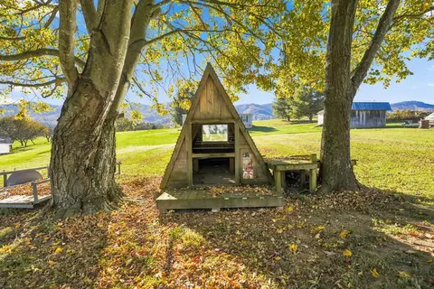 Exterior - 3897 Mountain Rd, Cedar Bluff, VA 24609 photo 9 of 9