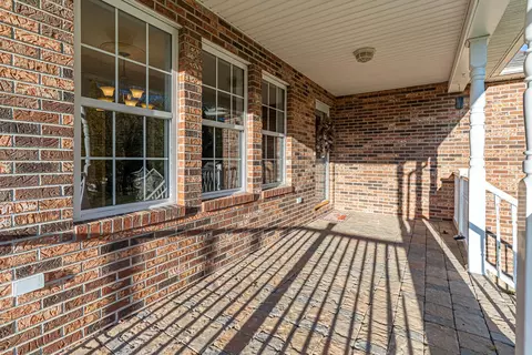 Exterior - 104 Ashbrook Ave, Cedar Bluff, VA 24609 photo 4 of 7