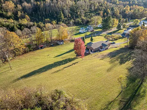 View/Area - 104 Ashbrook Ave, Cedar Bluff, VA 24609 photo 3 of 4