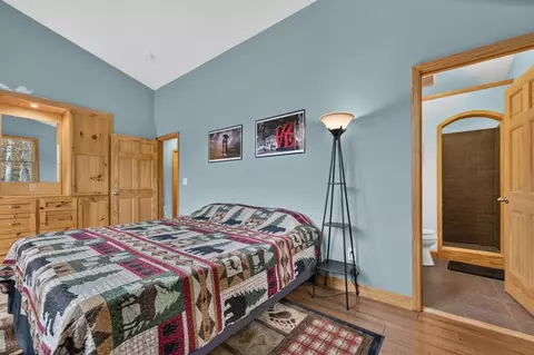 Bedroom - 584 Buzzard Roost Ln, Max Meadows, VA 24360 photo 7 of 8