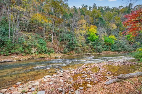View/Area - 584 Buzzard Roost Ln, Max Meadows, VA 24360 photo 5 of 12